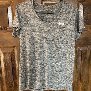 Under Armour V-Neck Loose Fit HeatGear T-Shirt